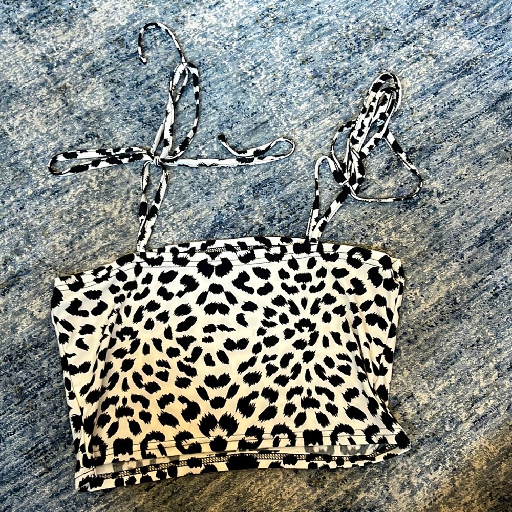 cropped cheetah print tank top w/ tie straps